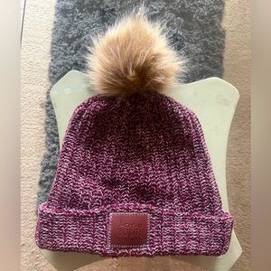 LOVE YOUR MELON- White speckled Beanie w/ removable snap-on fur PomPom.